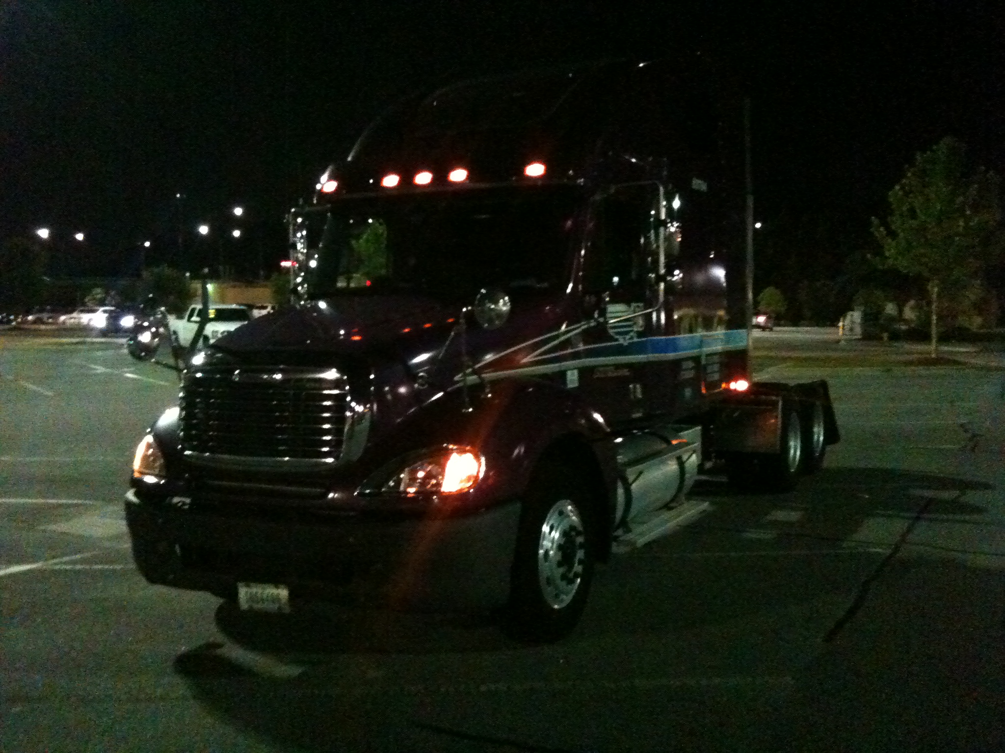 truck night pic.jpg
