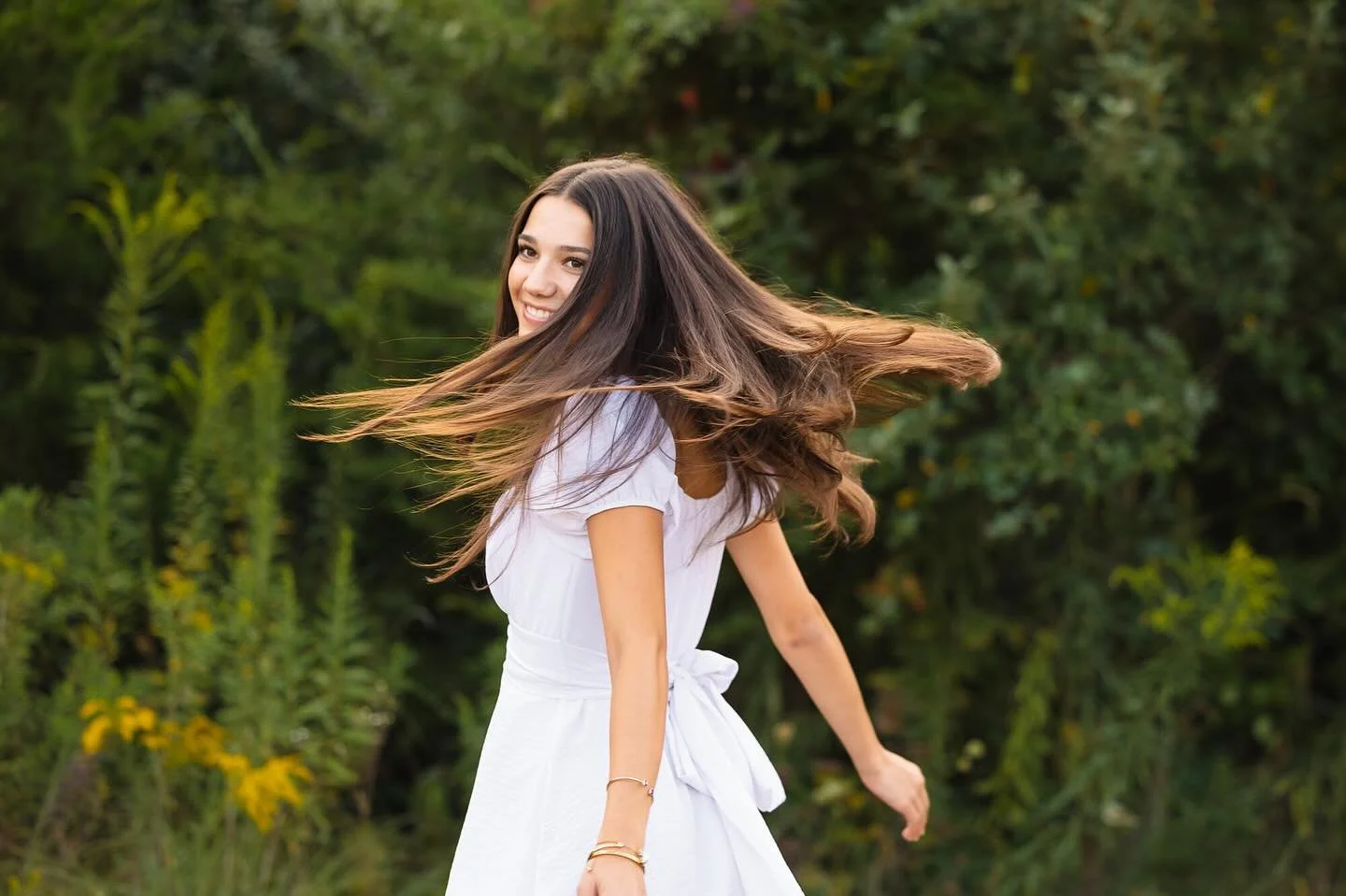 So many beautiful images to share from my senior session with @emmagaspar23 🤍🤍