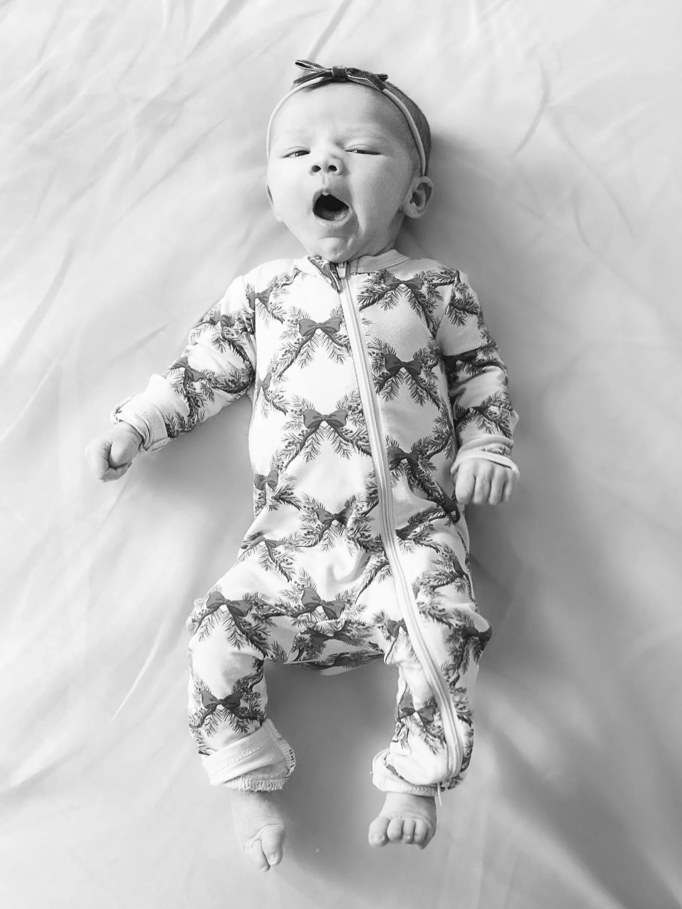 Busy season done, presents delivered, time for some R&amp;R with some of my favorite humans in the sun. January and February are often rest time for photographers so excuse my slow responses. 🥰 Gorgeous baby by @amymarialee