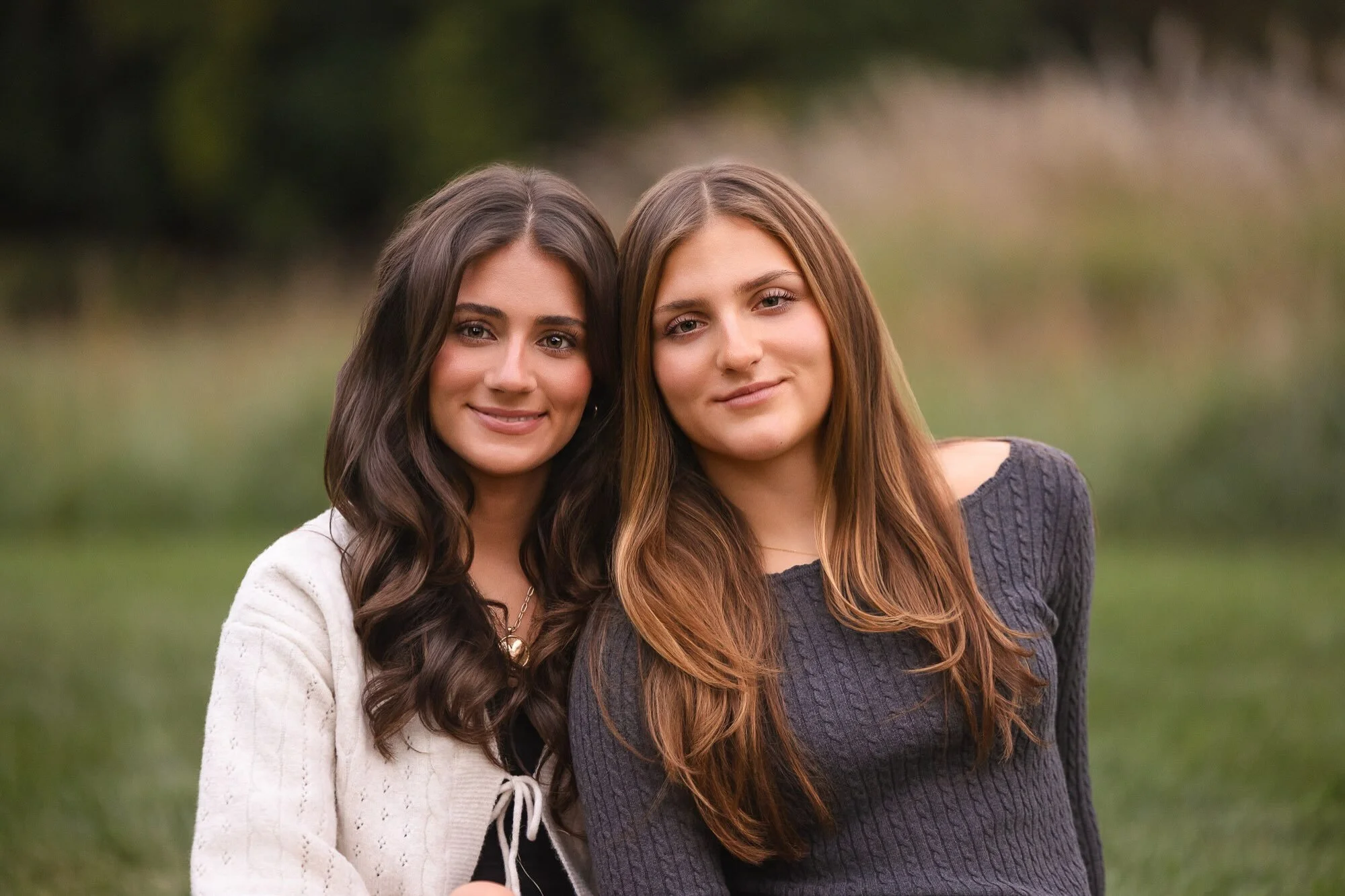 Absolutely love my yearly session with these sweet sisters. 😍 @mfanelli27