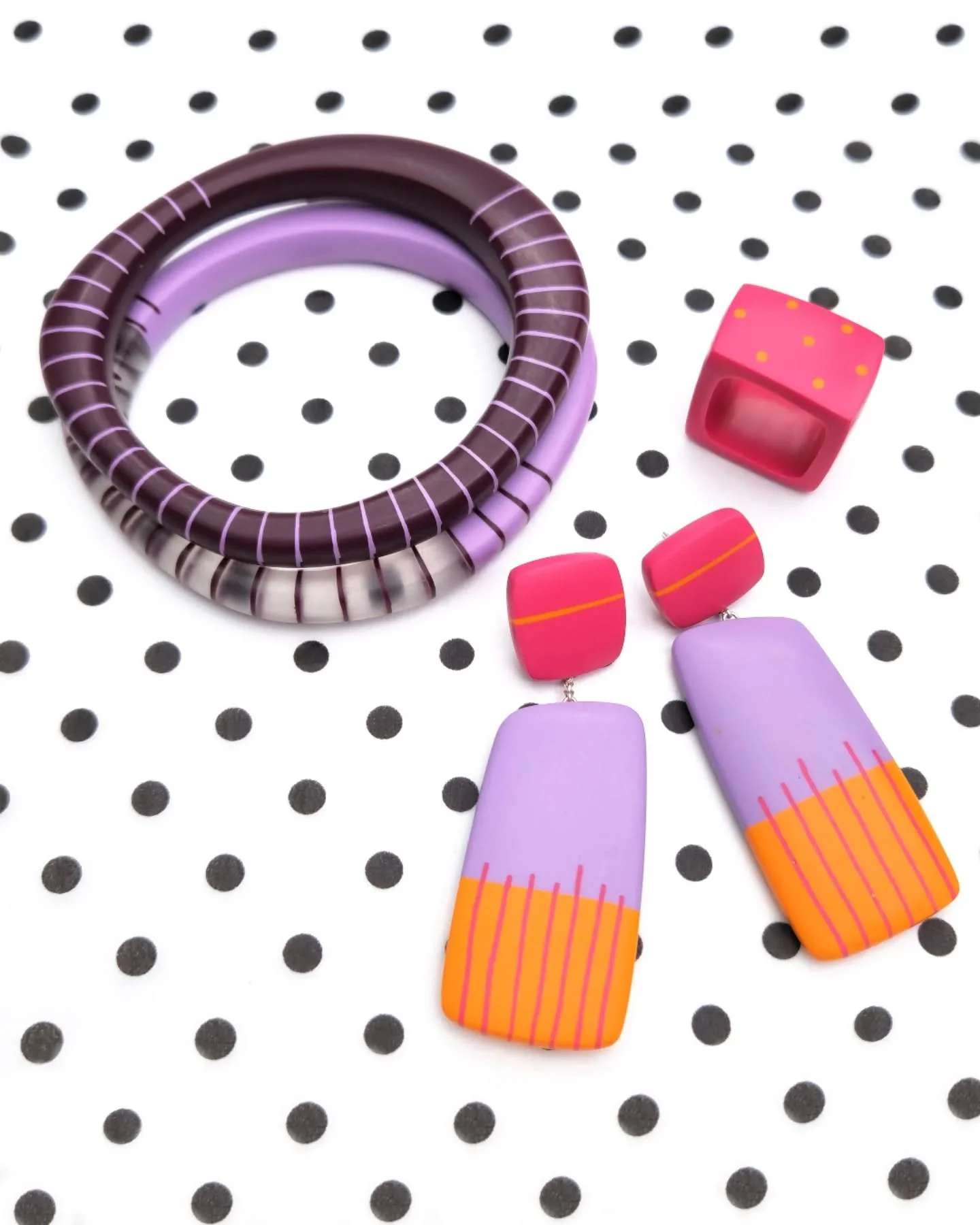 L O V E  D A Z Z L E ! ! !

I've eventually updated my stock on @lovedazzlejewellery sorry it's been a minute...🙈

Thought it was time to get some Spring pops of colour available on there💜🧡💗!!!

Get yourself over to their website and checkout wha