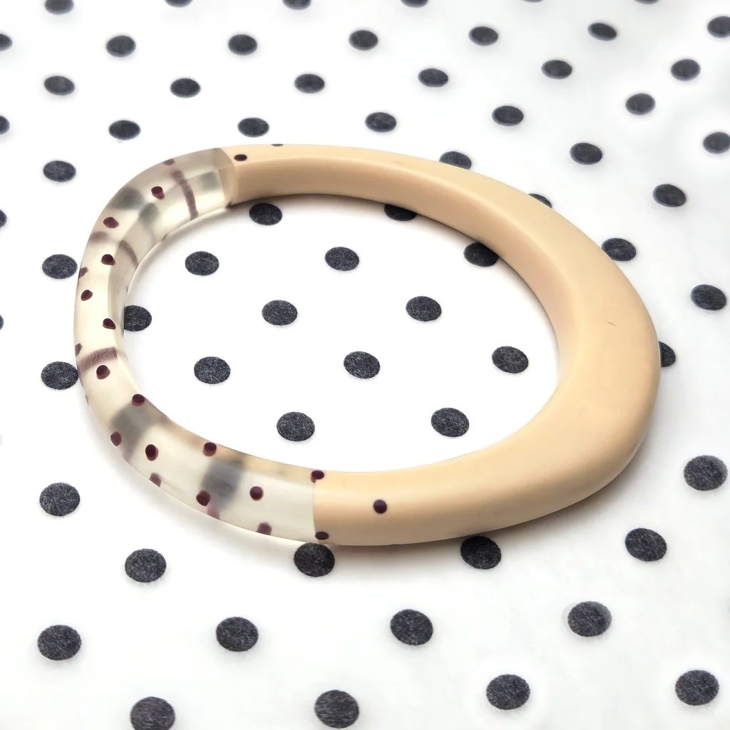 spottly-nude-resin-bangle.jpg