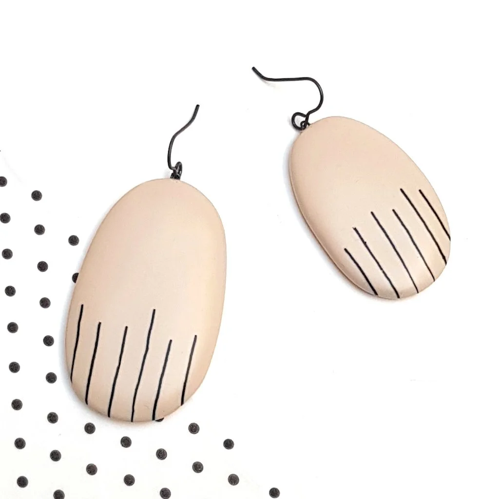 LARGE_OVAL_EARRINGS.jpg