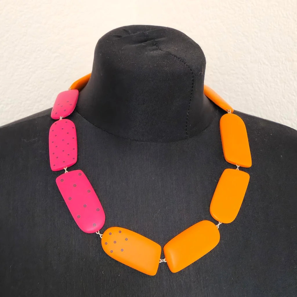 spotty-detail-ab-neckalce.jpg