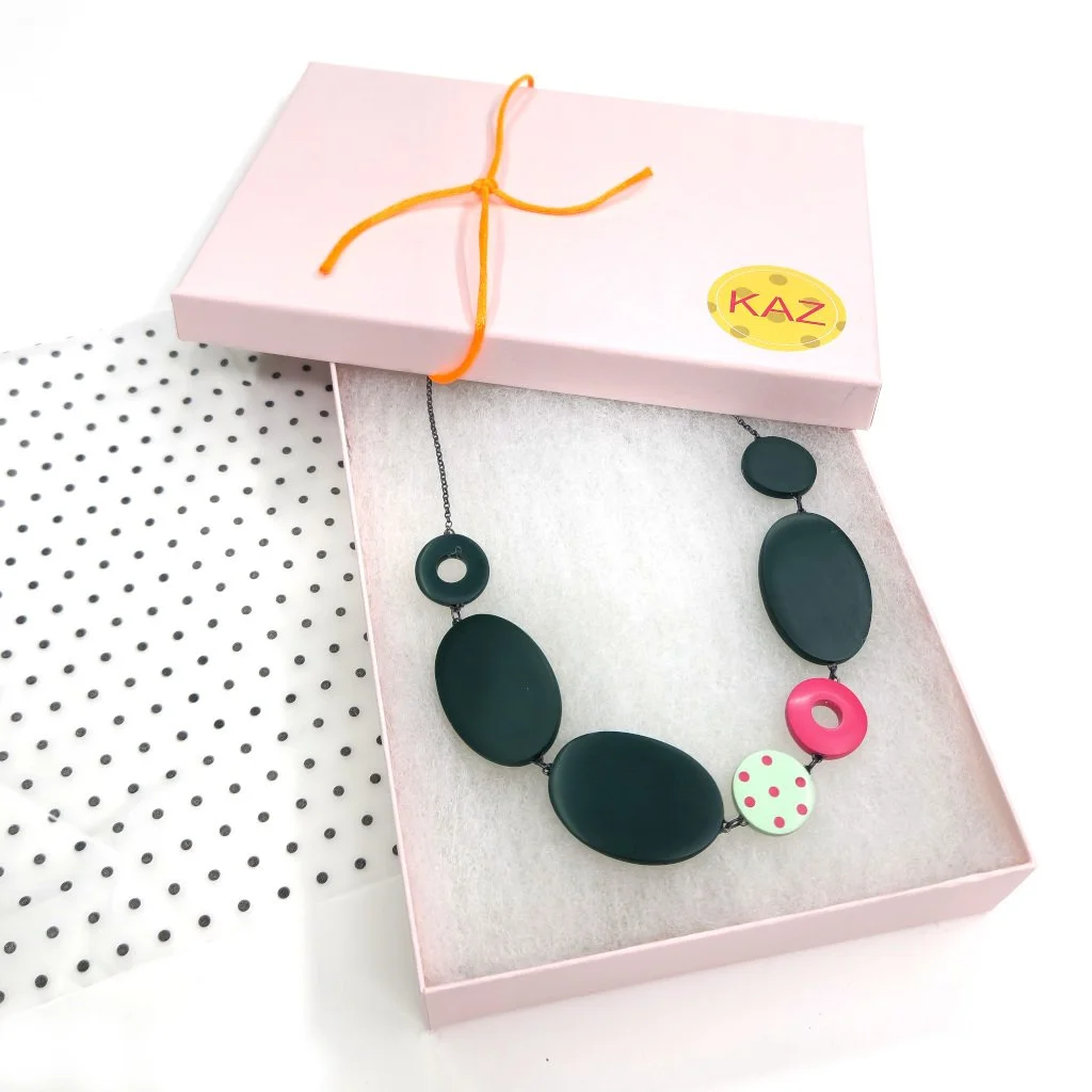 gift-wrapped-forrest-green-necklace.jpg