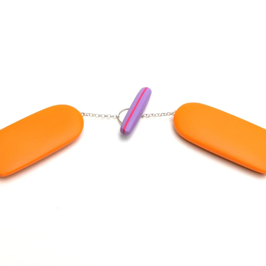 catch-detail-reversible-orange-abnecklace.jpg