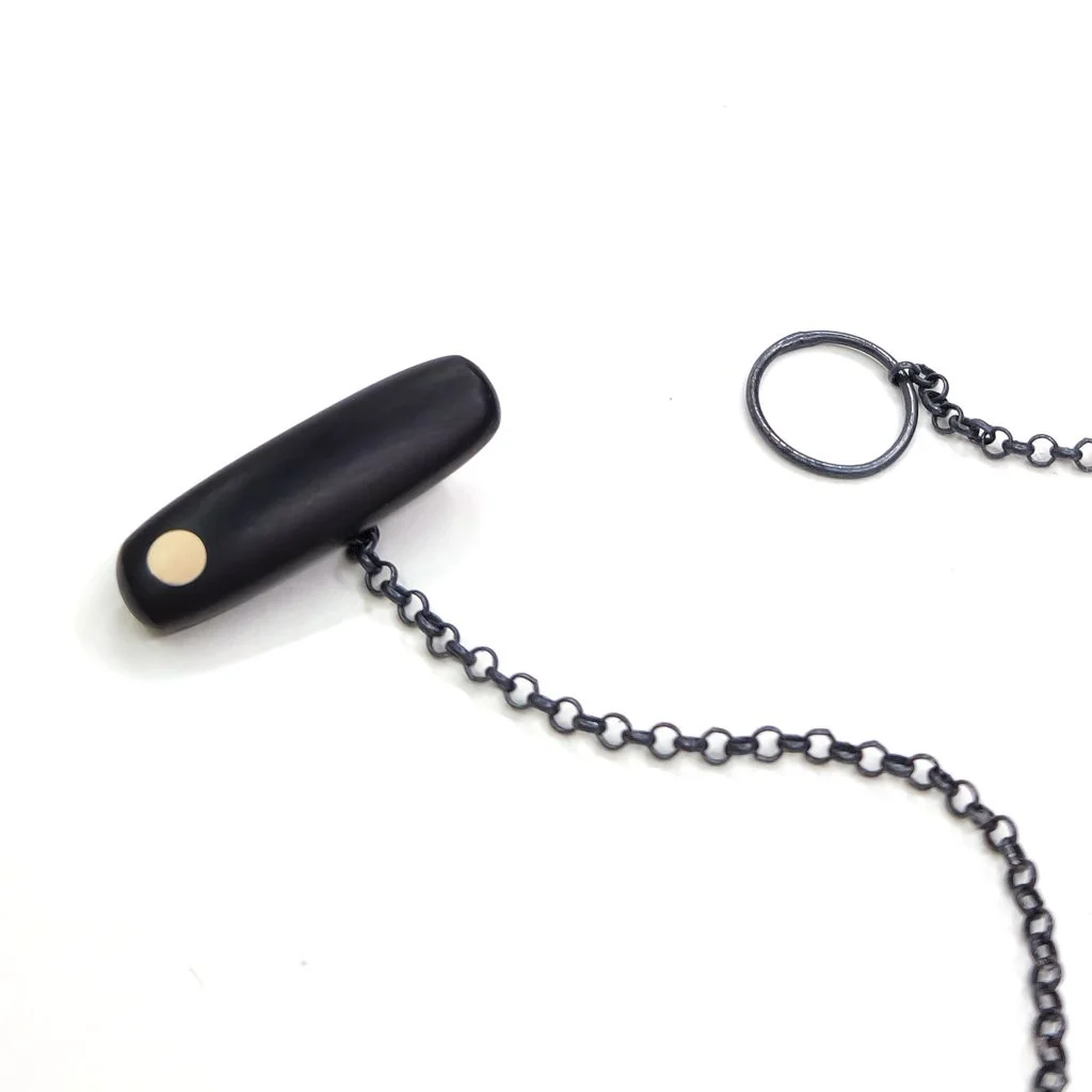 clasp-detail-kaz.jpg