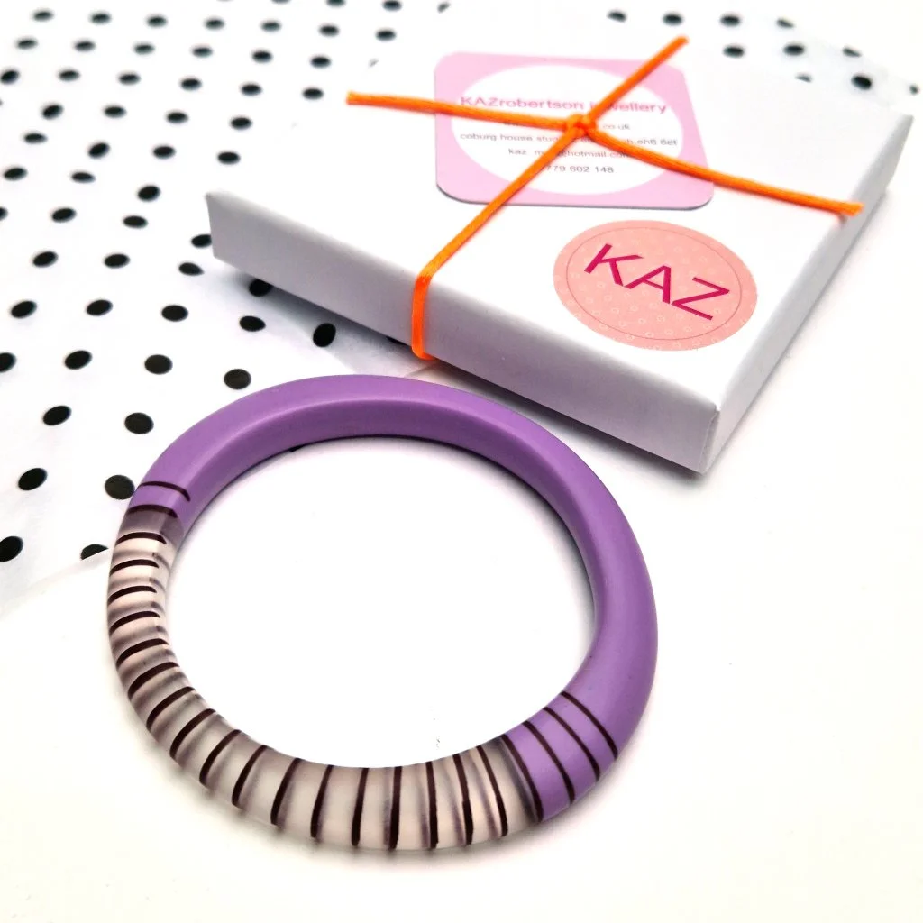lilac-clear-maroon-wangle-bangle.jpg