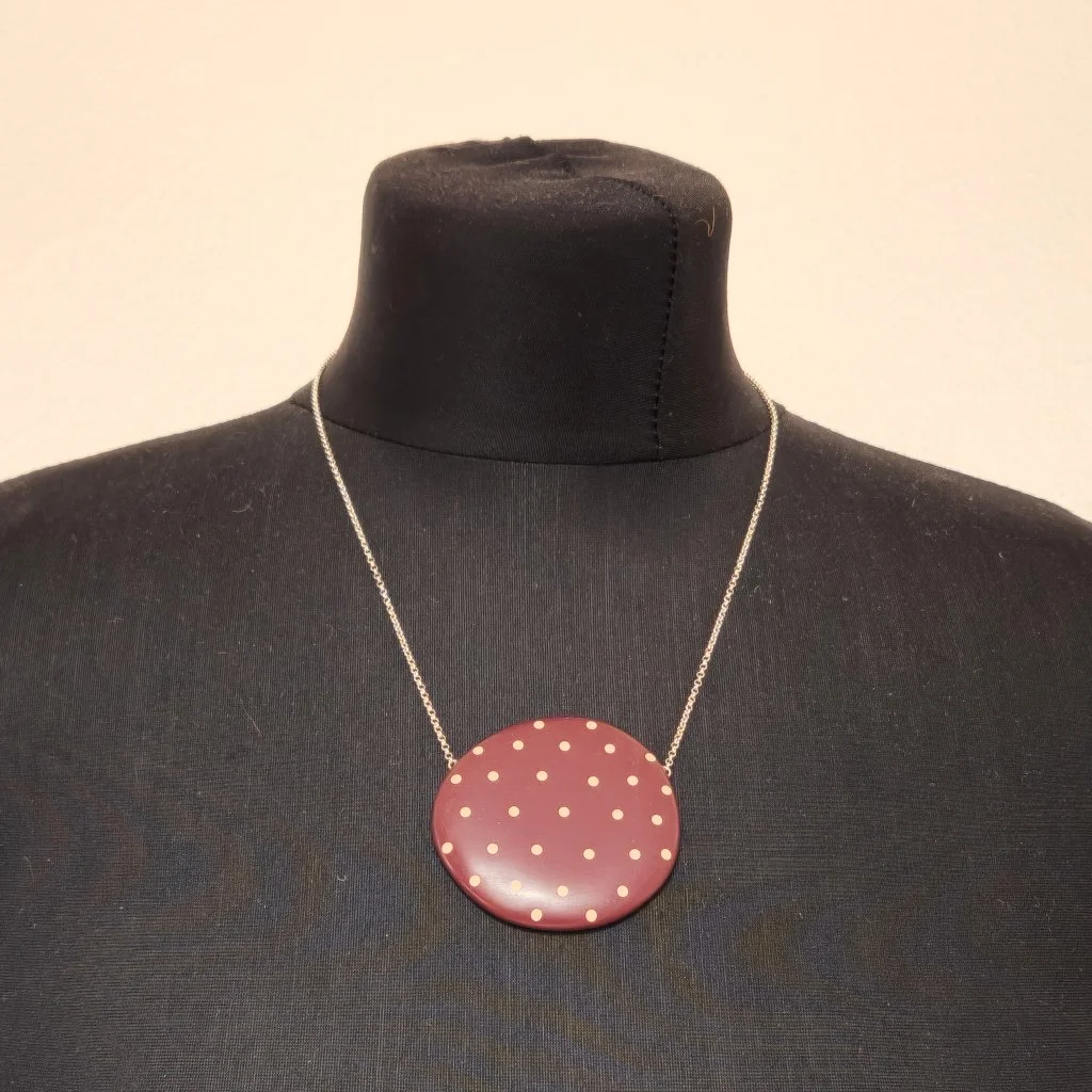maroon-spotty-curve-pendant-modelled.jpg