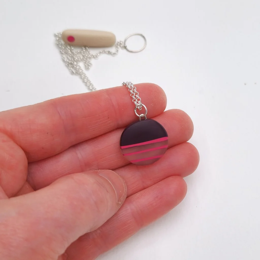 maroon-stripy-small-resin-pendant.jpg