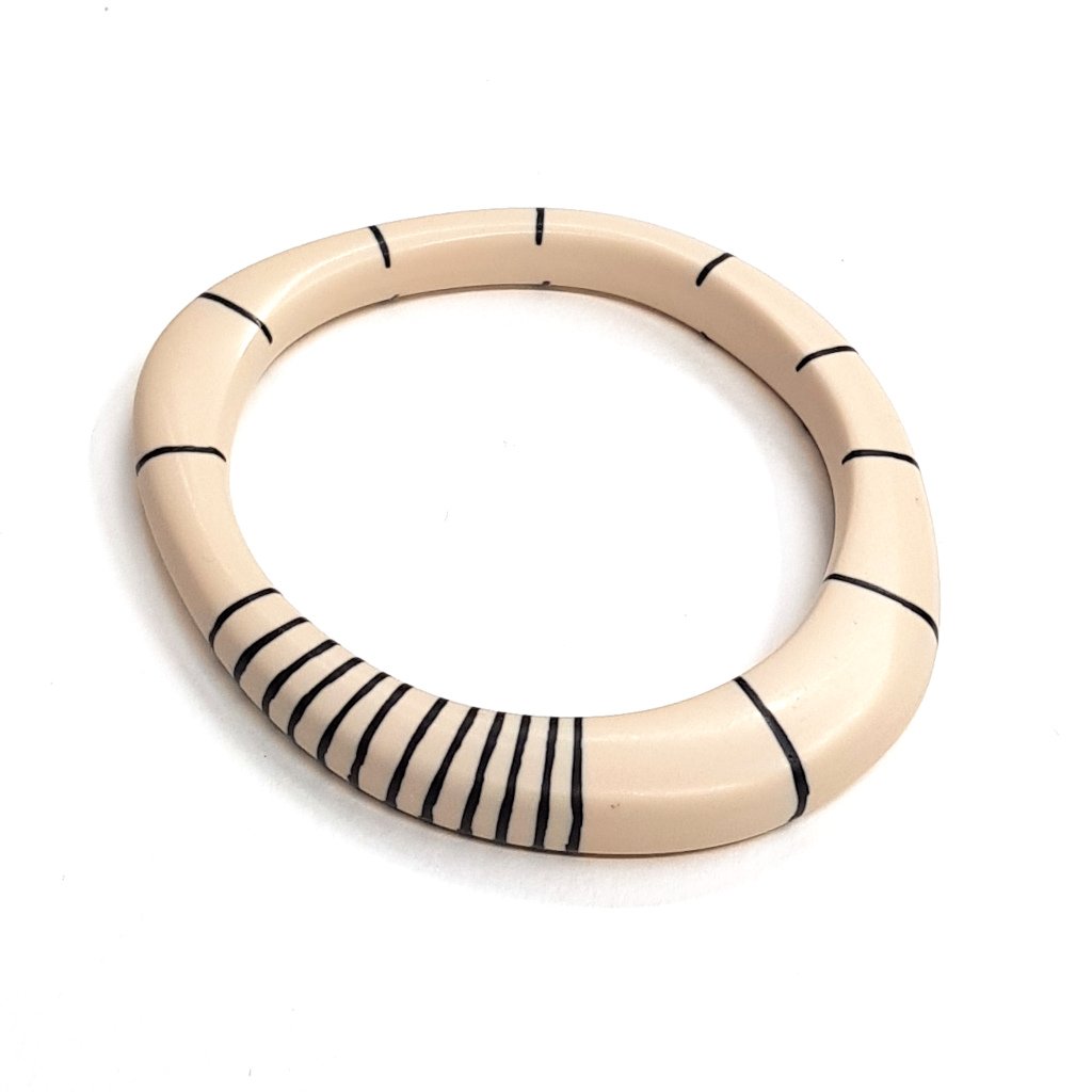 handmade-black-white-stripe-chunky-bangle.jpg