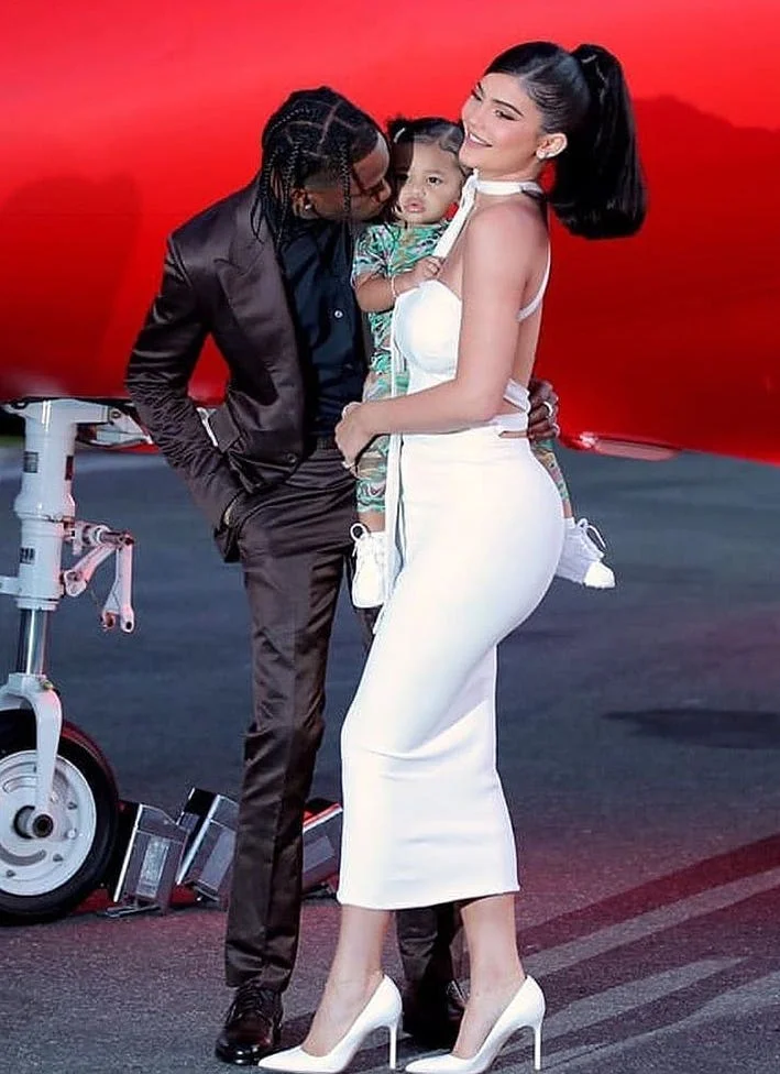 kylie-jenner-white-strappy-neck-tie-dress.jpg