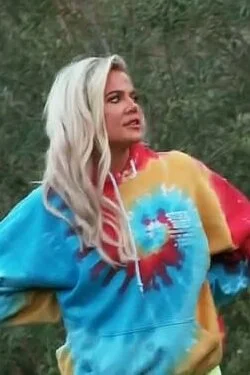 khloe-kardashian-tie-dye-hoodie-keeping-up-with-the-kardashians.jpg