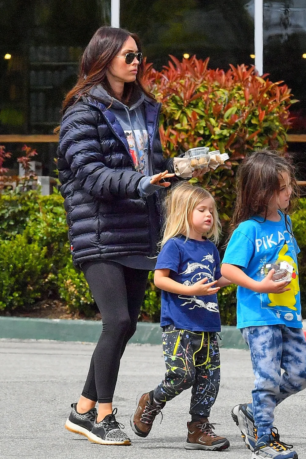 megan-fox-boys-lie-hoodie.jpg