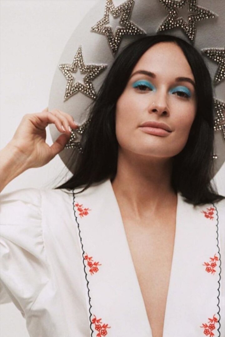 kacey-musgrave-white-embroidered-puff-sleeve-shirt.jpg