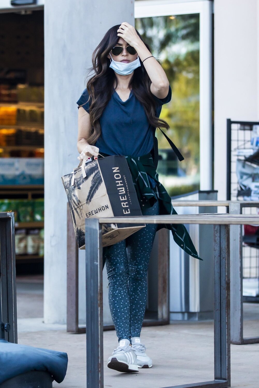 megan-fox-grey-sneakers.jpg