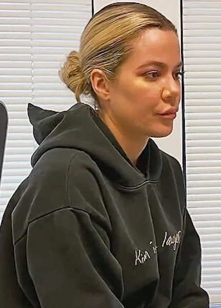 khloe-kardashian-black-kims-my-lawyer-hoodie-keeping-up-with-the-kardashians.jpg