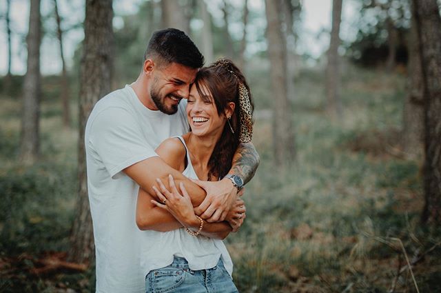 Hier noch ein paar Eindr&uuml;cke von gestern 🥰

@miss.maryjane_ 
@tilo_kaiser

#love #liebe #p&auml;rchenshooting #fotoshooting #fotografie #gl&uuml;ck #b&auml;ume #inthewoods #fotografiebehmenburg #weddingphotographer #couplegoals #couple #togethe