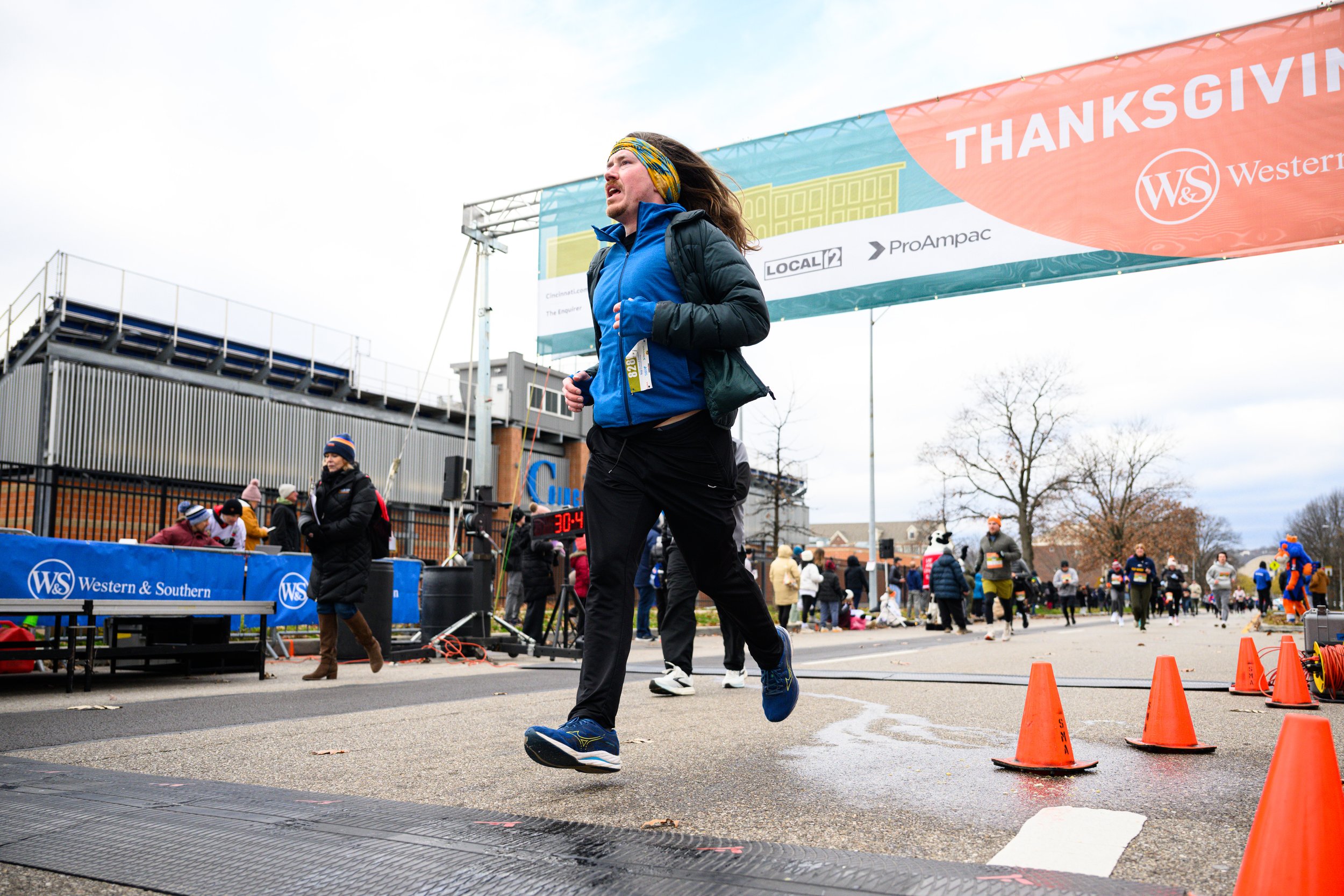 20251127 Thanksgiving Day Race JM 087.jpg