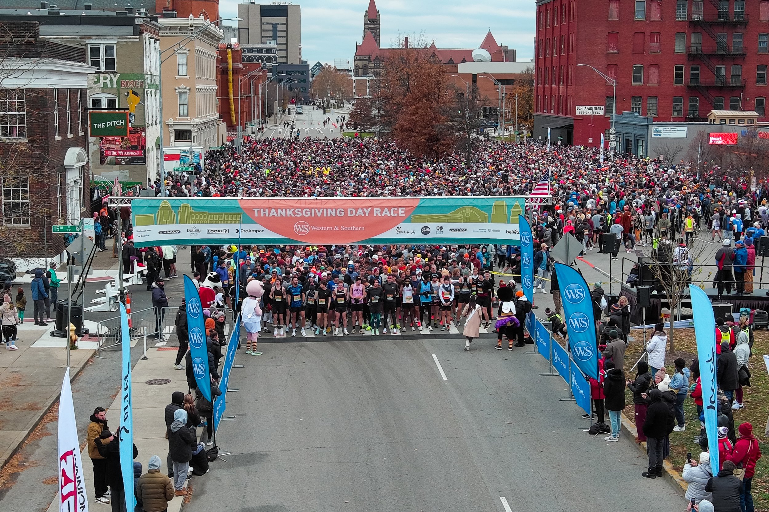 20251127 Thanksgiving Day Race TU 001.jpg