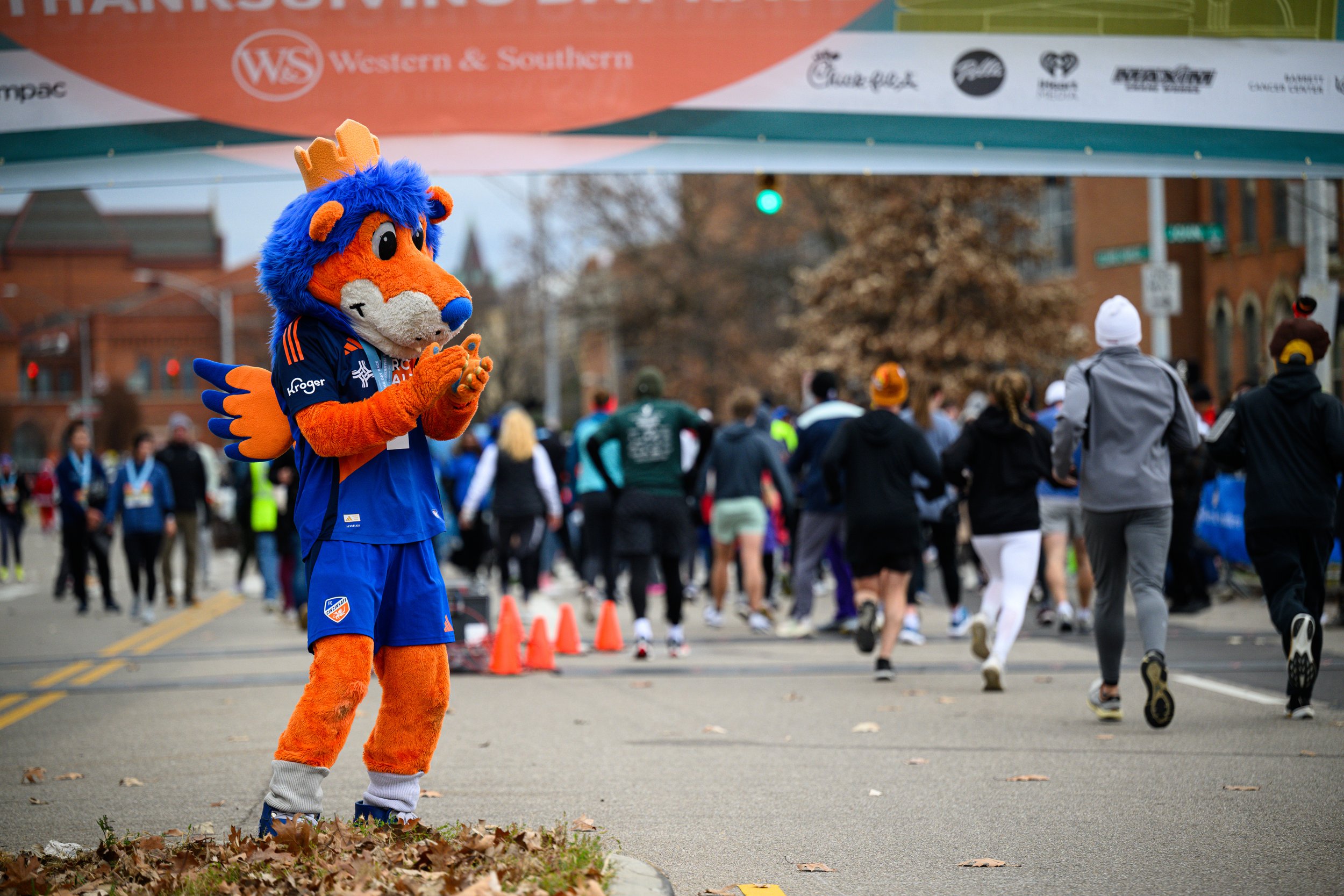 20251127 Thanksgiving Day Race JM 085.jpg