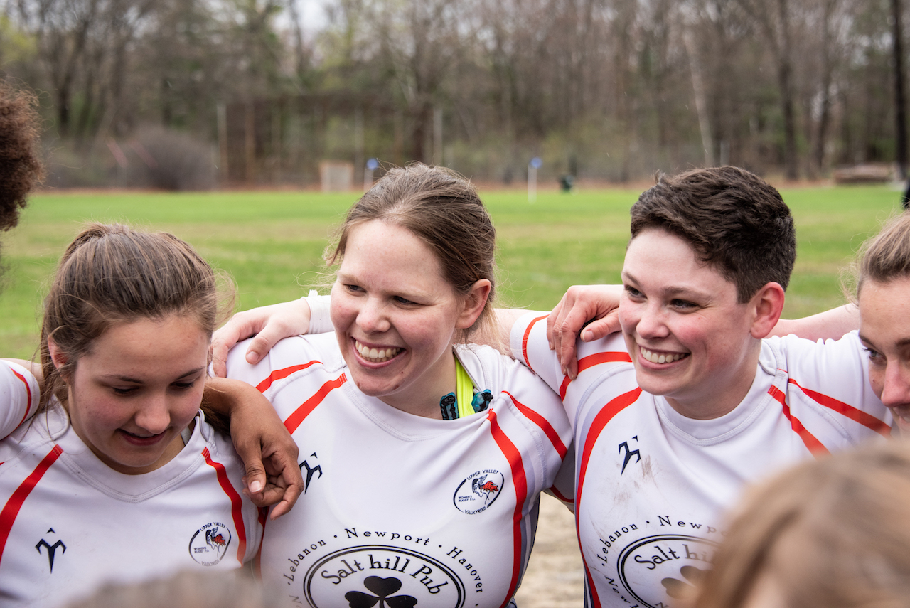 Team Huddle Valkyries Upper Valley Rugby