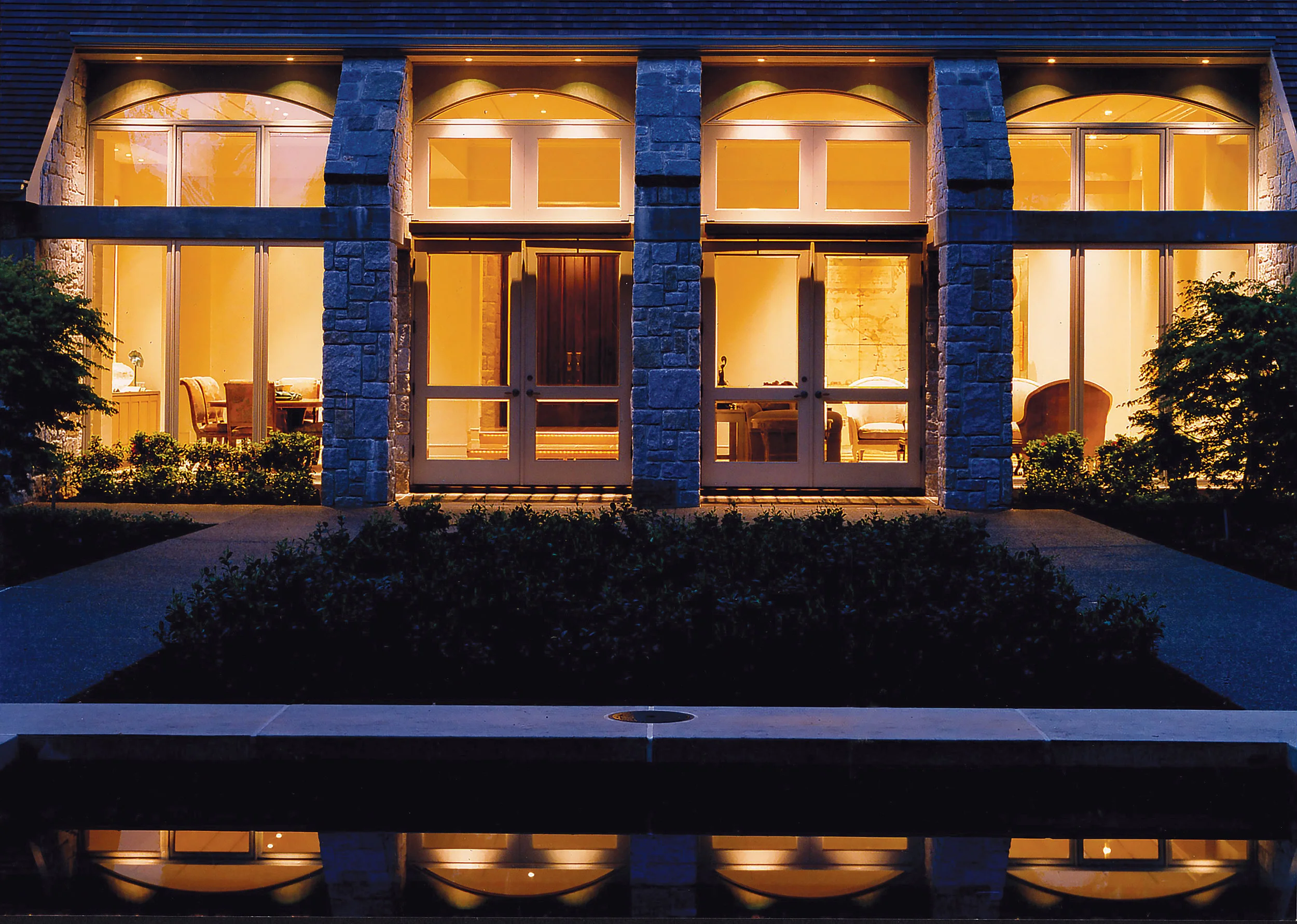 Exterior_2.jpg