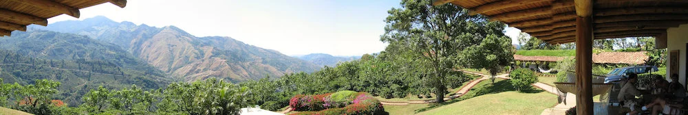 Wide view from La Minita.jpg