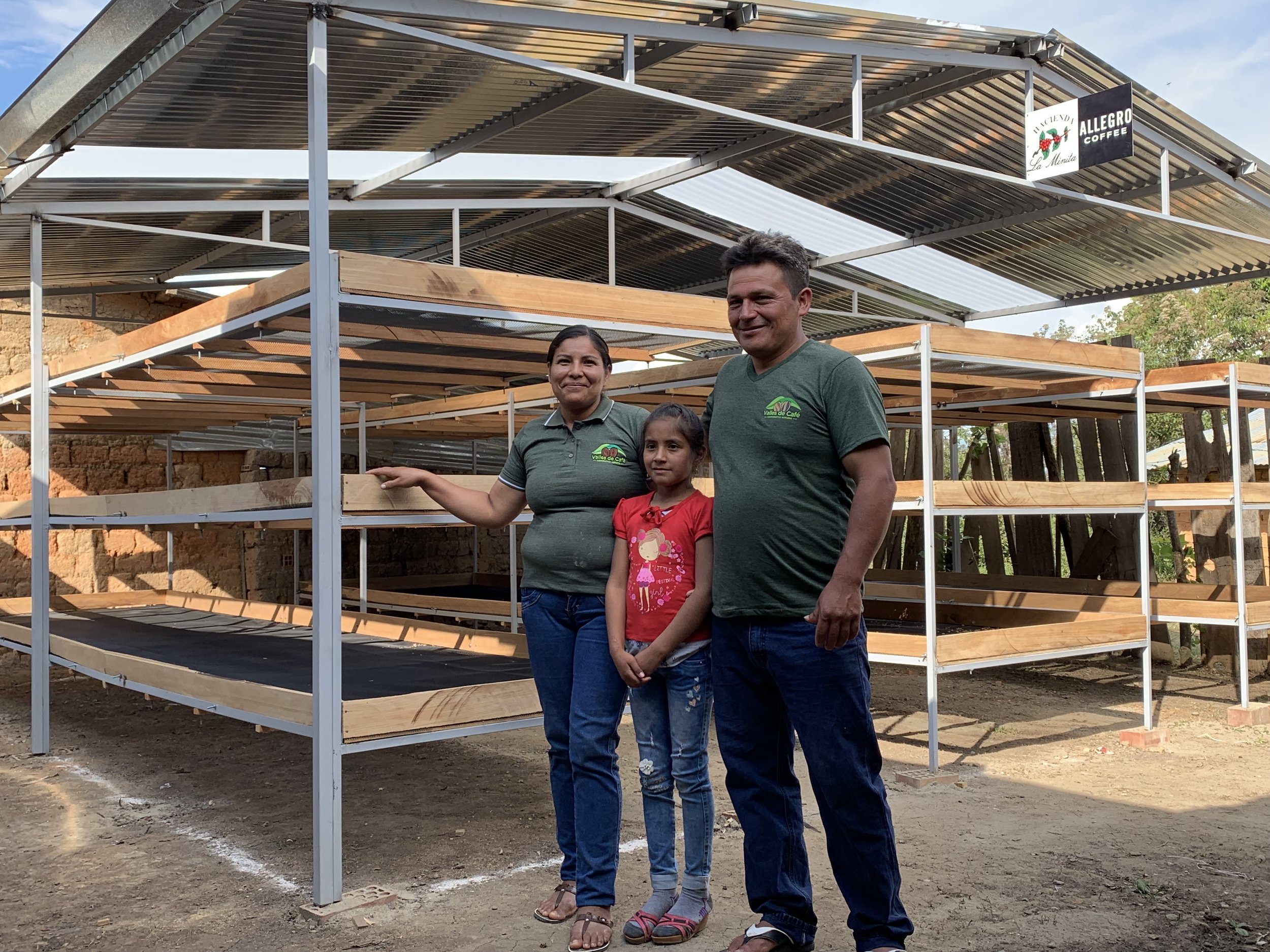  A new drying module at Señora Elvia Cordoba’s farm 