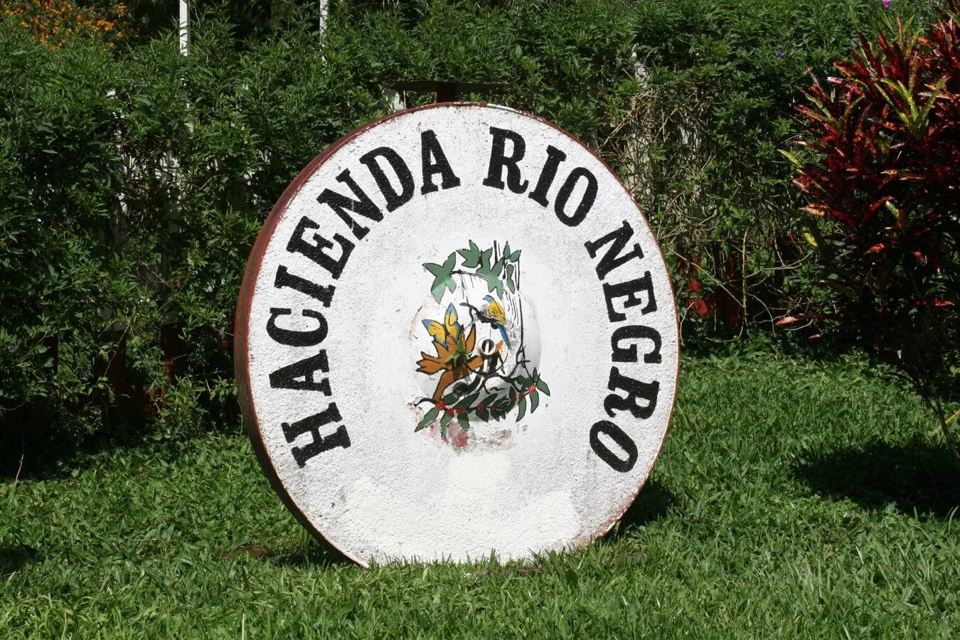 Hacienda Rio Negro sign.jpg
