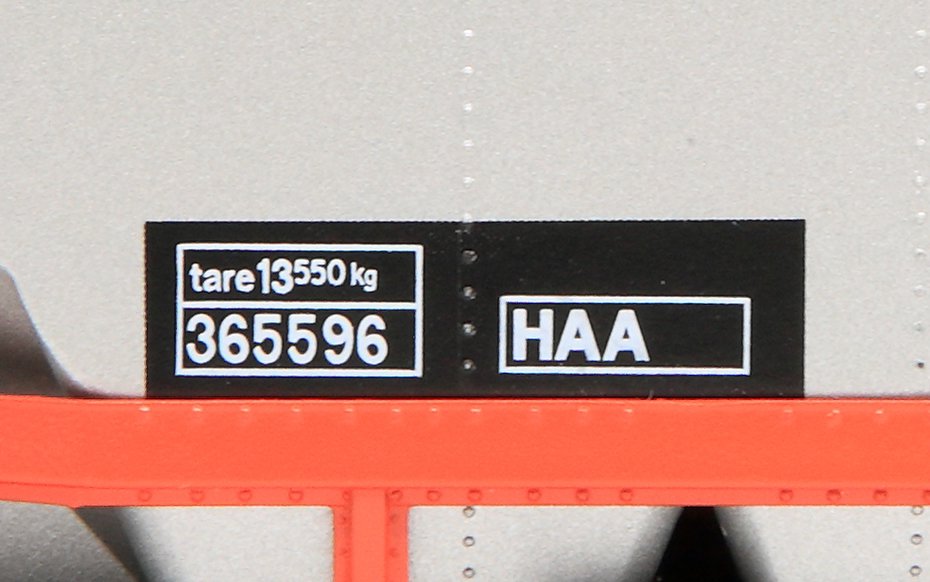 HAA 365596 number plate copy (1).jpg