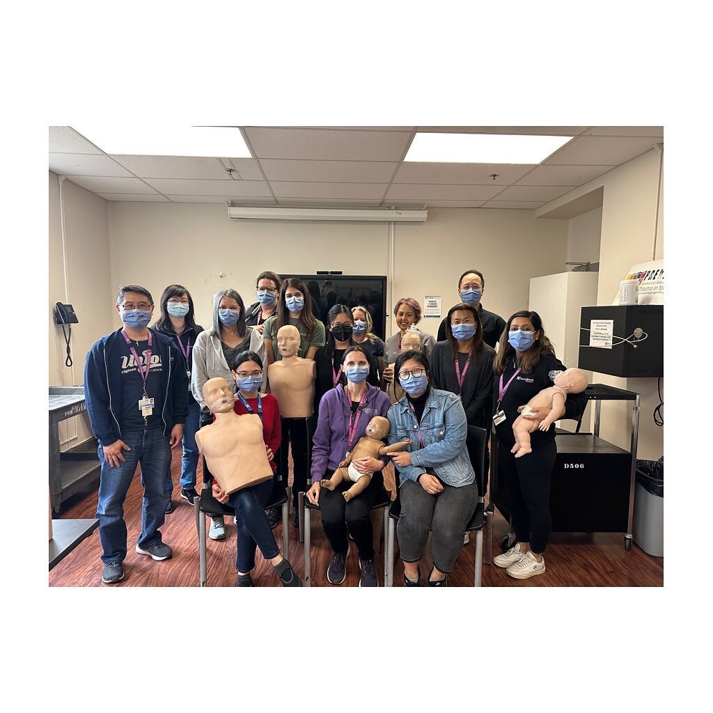 First Aid and CPR training with the pharmacist team @sunnybrook 

#firstaid #standardfirstaid #firstaidtraining #cprtraining #cprsaveslives #cprcertified #healthcareworkers #healthcareprofessional #pharmacist #pharmacy #sunnybrook #sunnybrookhospital
