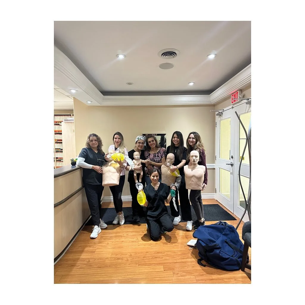 Basic Life Support with Dr. Luis Ezqueda and his team @dr.luis_ezqueda_dentist
