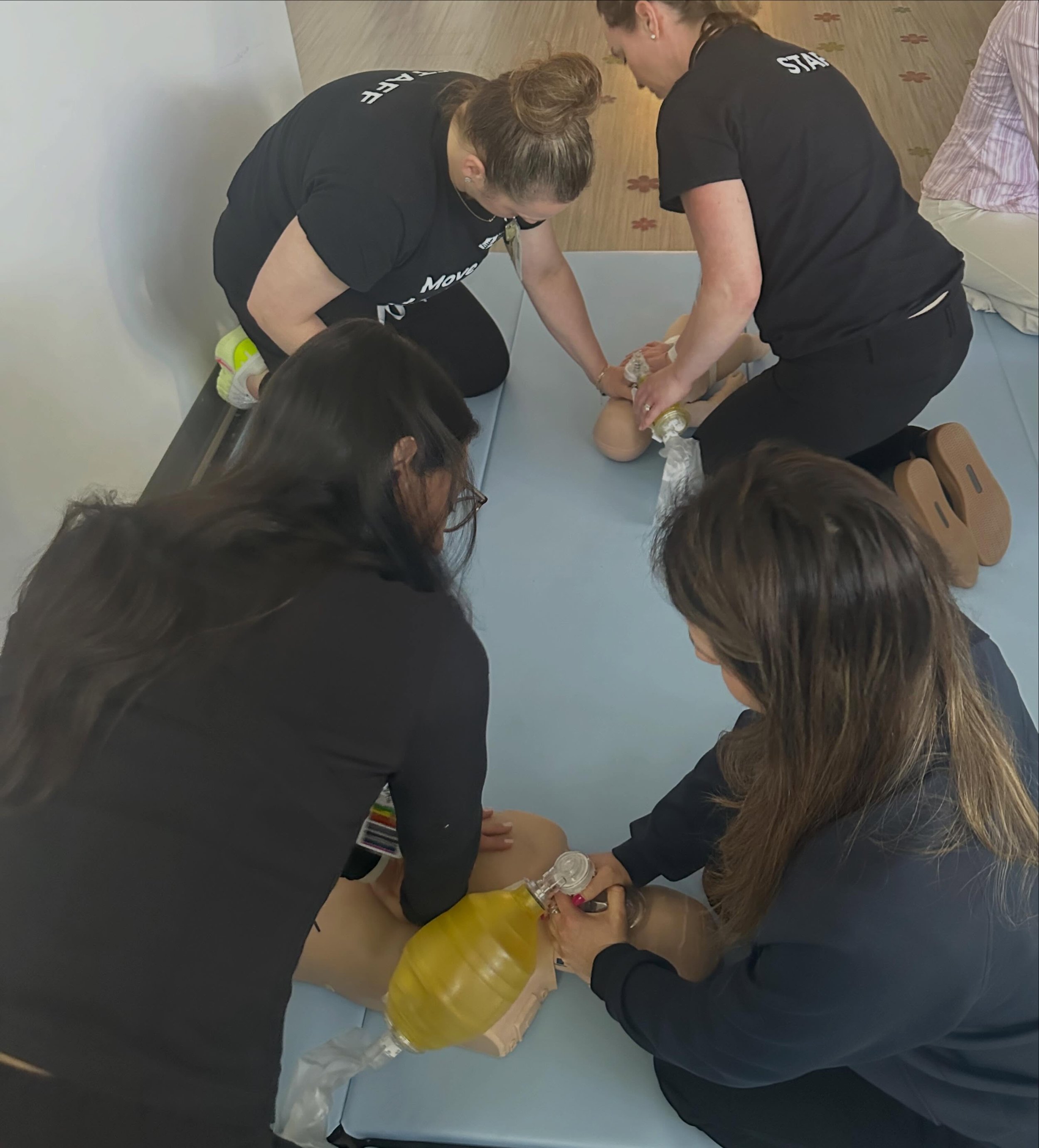 Morning session with the @marchofdimescda team, completing their Basic Life Support certifications