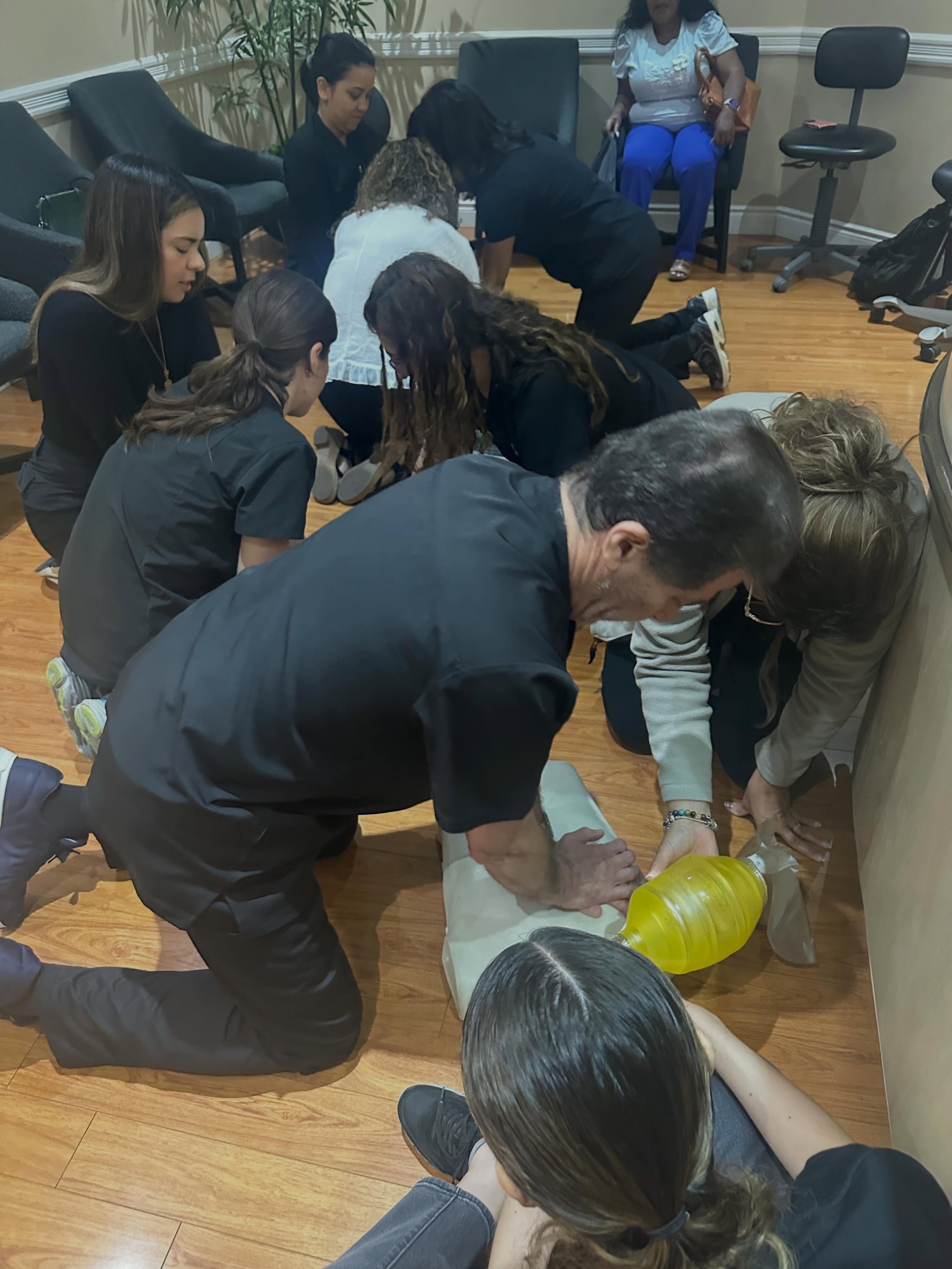 Yearly Basic Life Support with @ezqueda_sanchez_dentistry