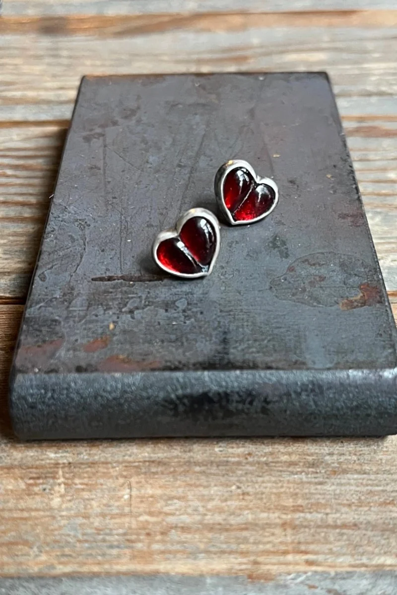 garnet_heart_studs.jpg