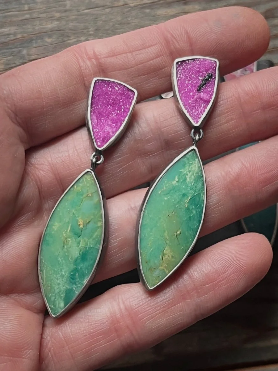 pink_green_earrings_2.jpg