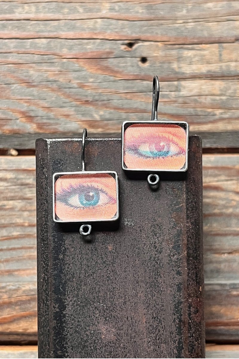 blue_eye_earrings.jpg