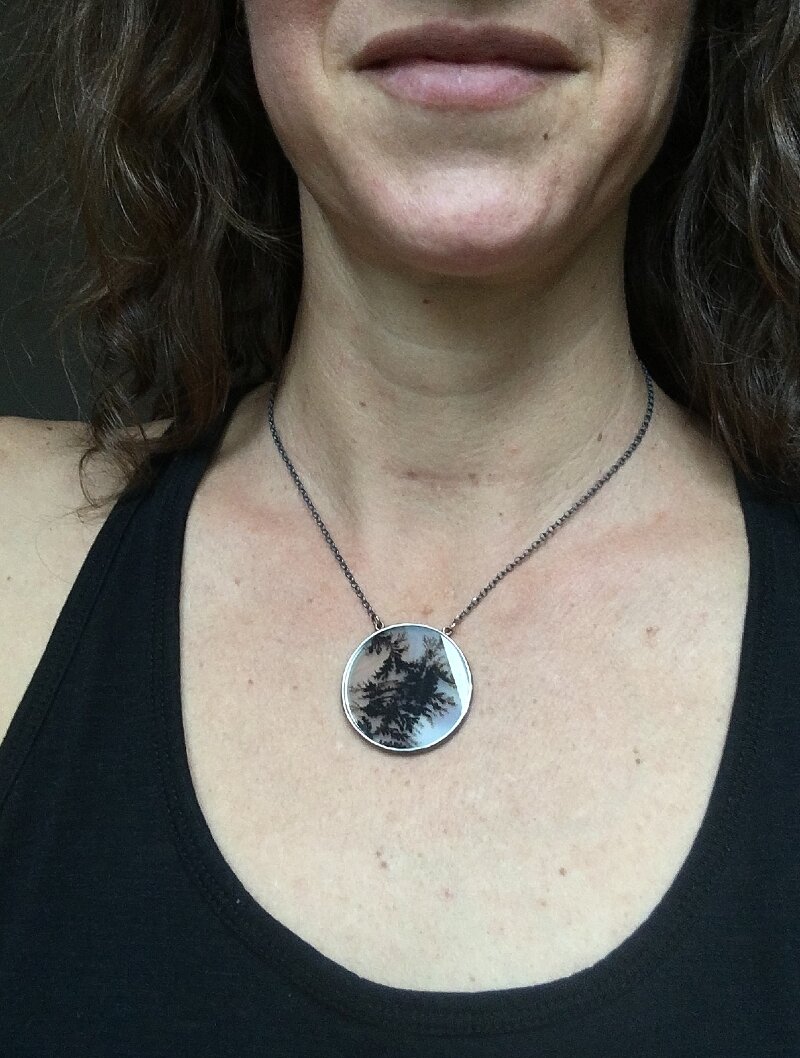 kali_dendritic_agate_circle_worn.JPG