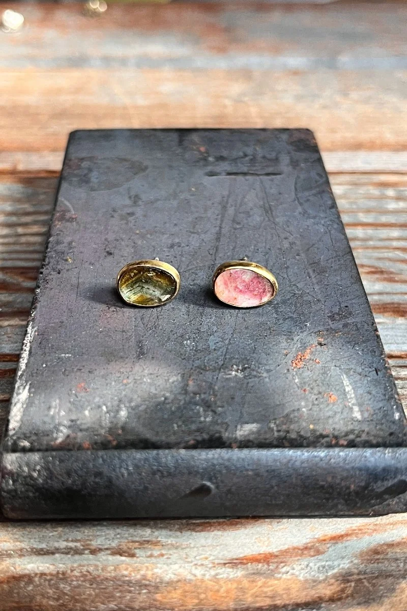 touramline_studs_2.jpg