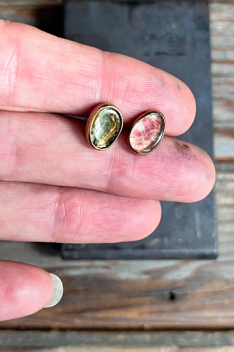 touramline_studs_2_held.jpg
