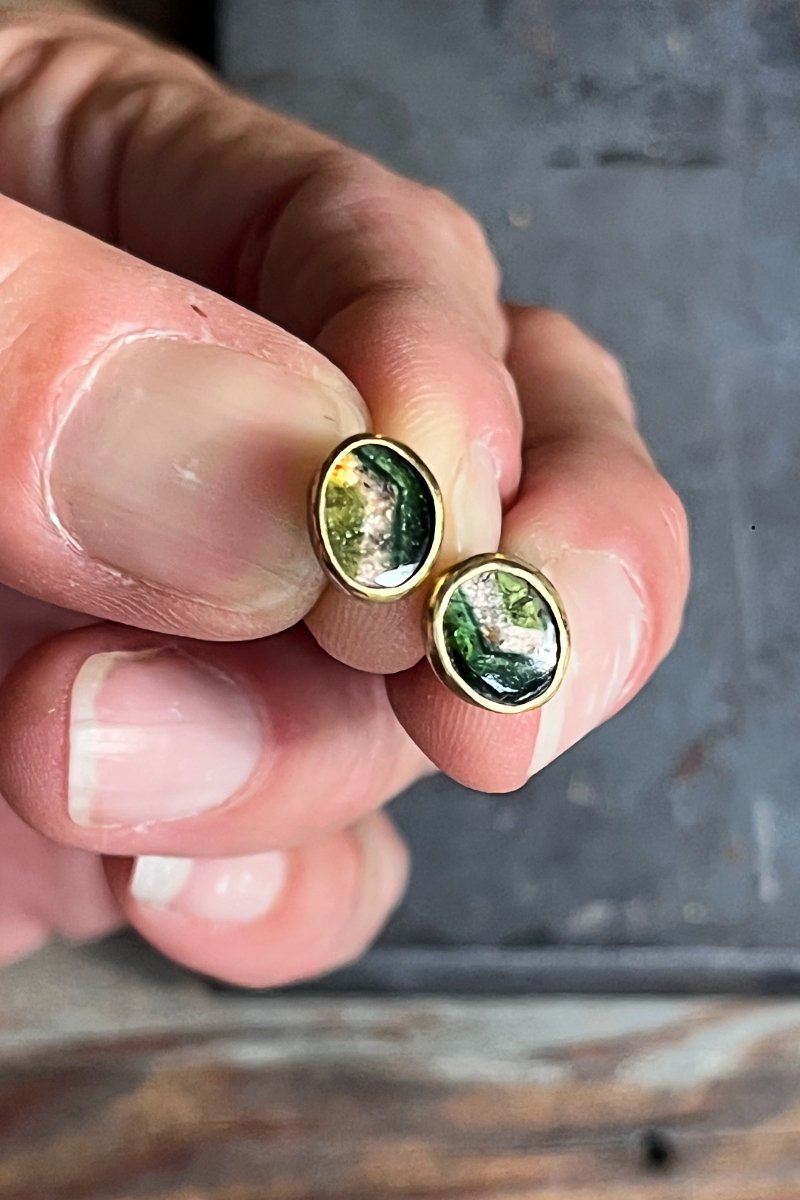 touramline_studs_3_held.jpg