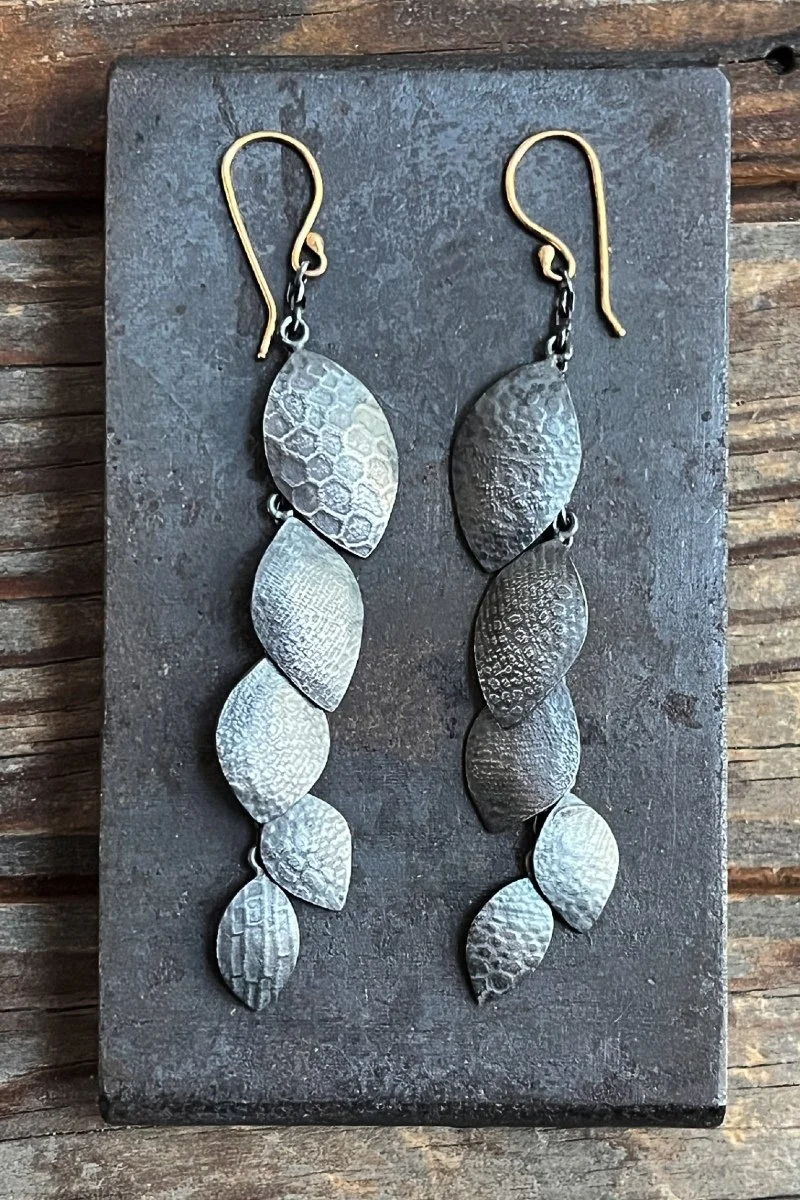 dragon_scale_earrings.jpg