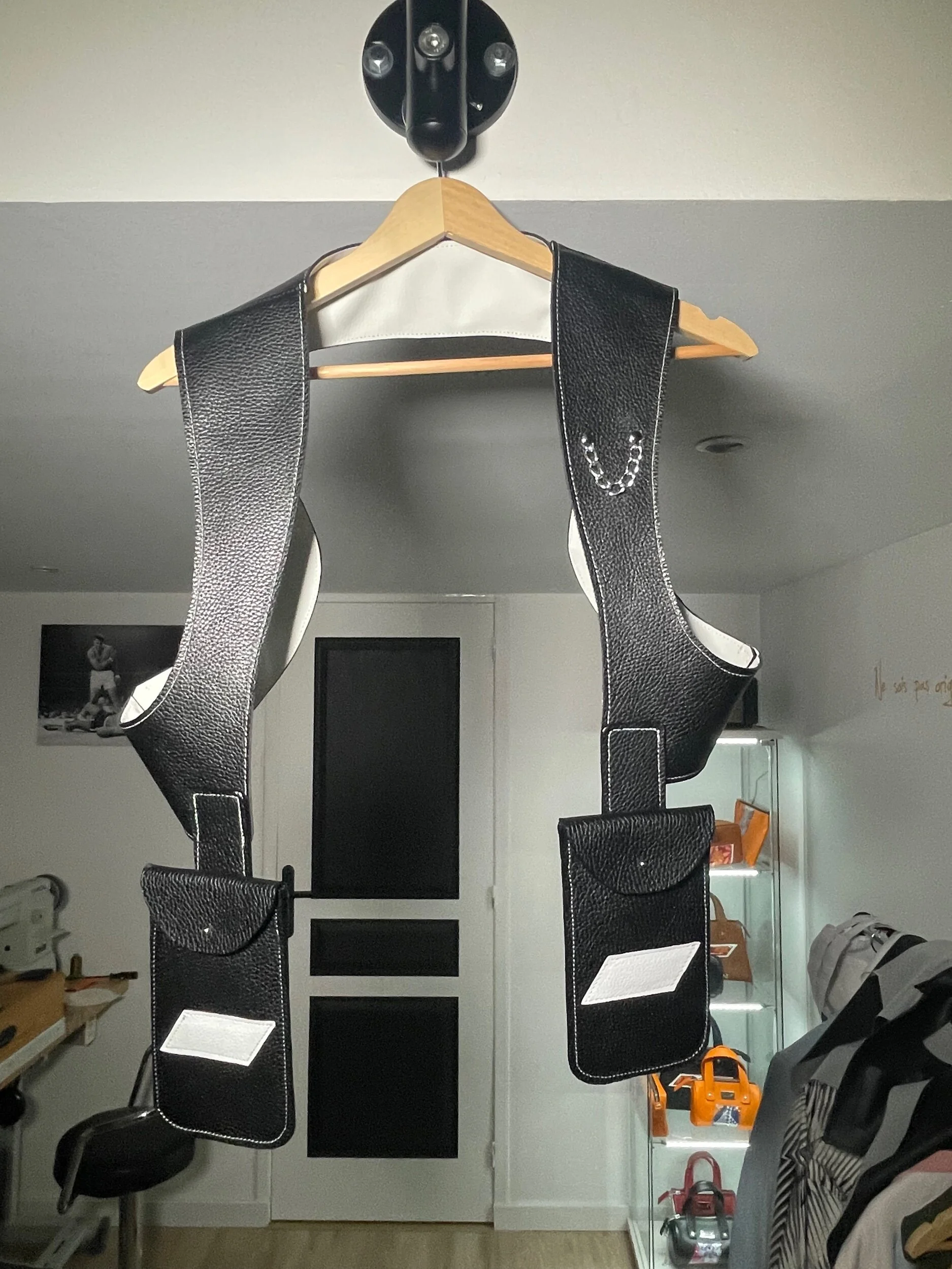 CDC99EEF-014E-4DED-9B6C-706D17145BBB