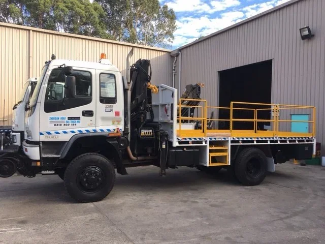 FORAIL - Hirail Crane Truck