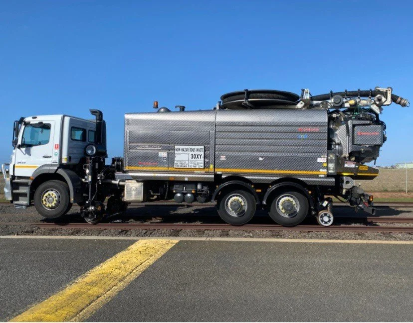 Hirail Cappellotto Vacuum Truck