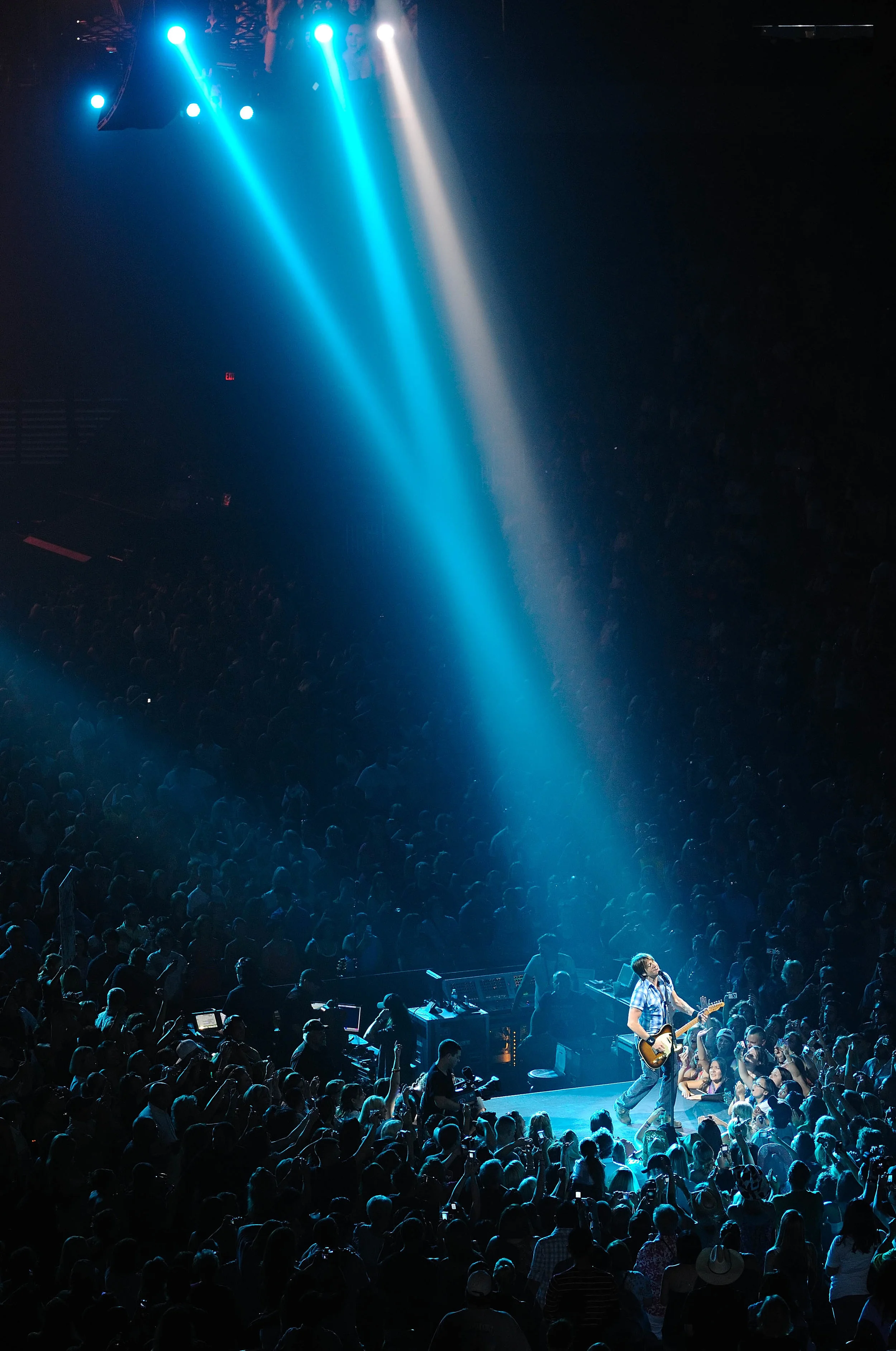 115081154.cMRUIouz.D3C_2739KeithUrban1.jpg
