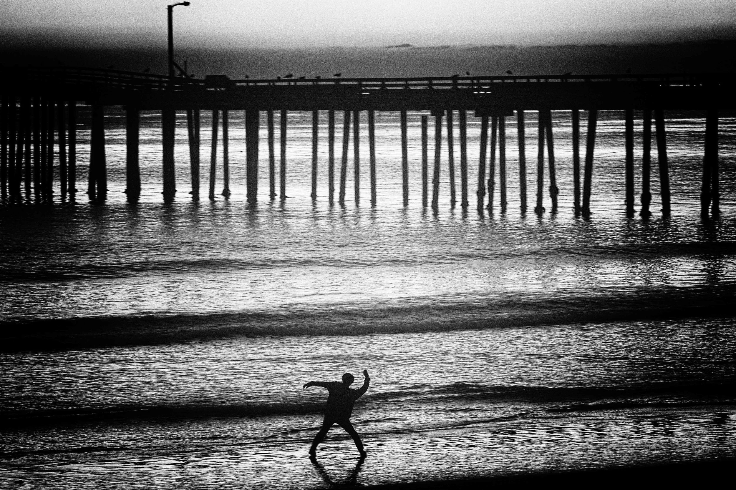 158742111.AUa0O0uQ.D4C_3588CayucasSolitarySilhouetteBW2.jpg