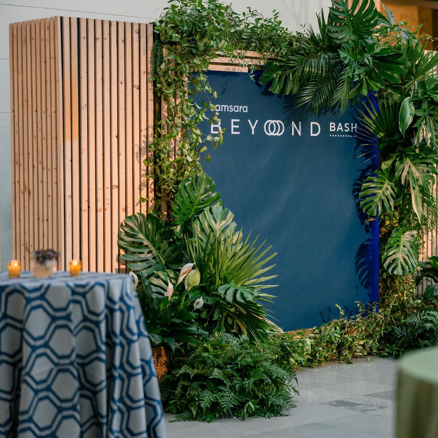 The decor was a little bit safari, a little bit disco&hellip; totally BEYOND. #museumevents #greenanddisco