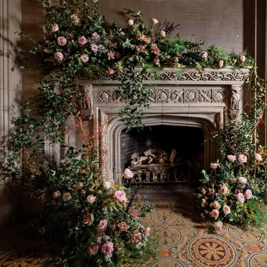 History meets romance - we&rsquo;ll let the flowers do the talking&hellip; #gardenvibesonly #romanticweddingsetting